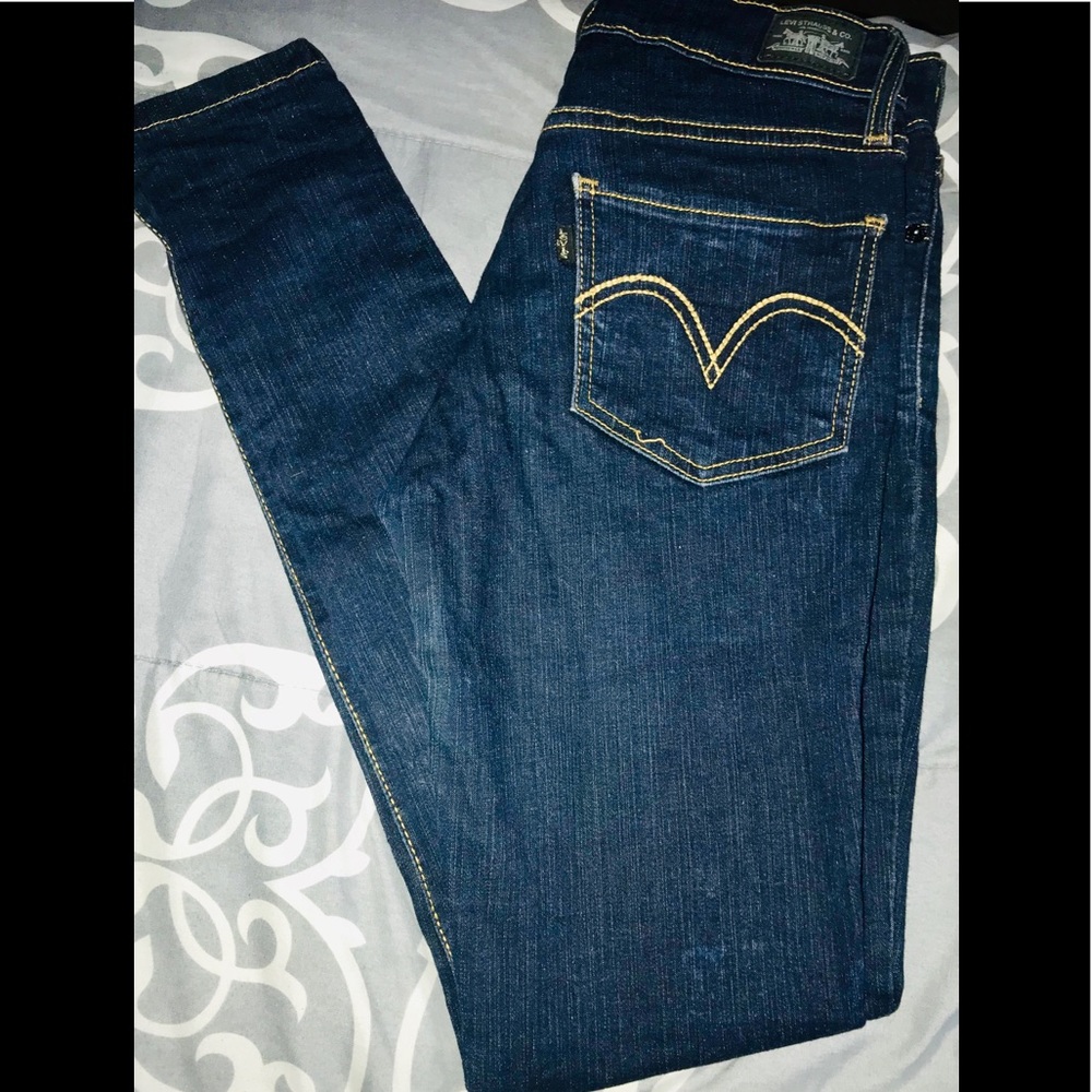 Women’s Levi’s Jeans size 5